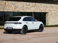 Porsche Macan S 2019 Mouse Pad 1365893