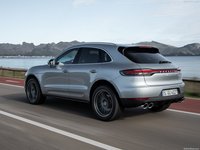 Porsche Macan S 2019 Longsleeve T-shirt #1365912