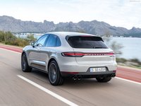 Porsche Macan S 2019 Longsleeve T-shirt #1365933