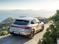 Porsche Macan S 2019 Mouse Pad 1365937