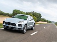 Porsche Macan S 2019 Longsleeve T-shirt #1365954
