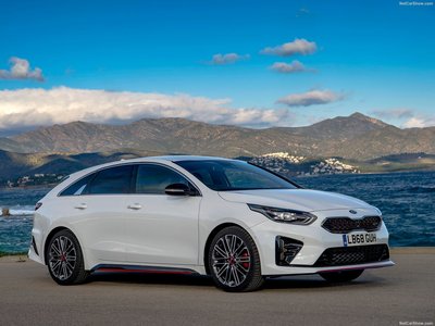 Kia ProCeed GT [UK] 2019 canvas poster