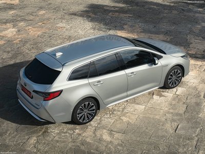 Toyota Corolla Touring Sports 2019 puzzle 1369285