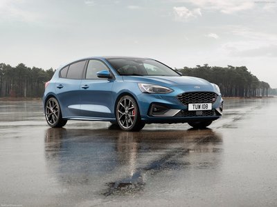 Ford Focus ST 2020 pillow