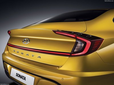 Hyundai Sonata 2020 metal framed poster