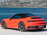 Porsche 911 Carrera S Cabriolet 2019 Longsleeve T-shirt #1370298
