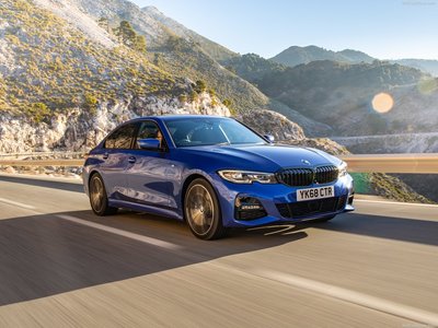 BMW 3-Series [UK] 2019 wooden framed poster