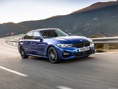 BMW 3-Series [UK] 2019 magic mug #1370434