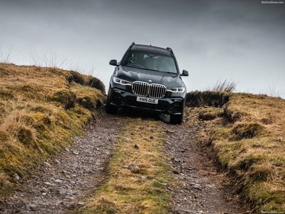 BMW X7 [UK] 2019 Poster with Hanger