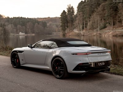 Aston Martin DBS Superleggera Volante 2020 tote bag