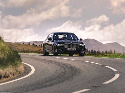 BMW 7-Series [UK] 2020 puzzle 1372100