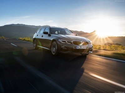 BMW 3-Series Touring 2020 tote bag