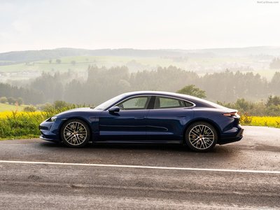 Porsche Taycan Turbo 2020 Poster 1383534