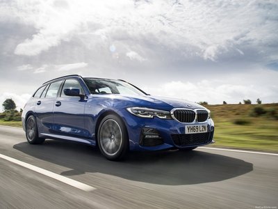 BMW 3-Series Touring [UK] 2020 tote bag