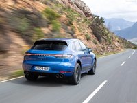 Porsche Macan Turbo 2019 Longsleeve T-shirt #1386894