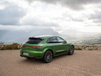 Porsche Macan Turbo 2019 Longsleeve T-shirt #1386941