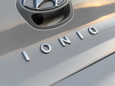 Hyundai Ioniq Electric [US] 2020 Mouse Pad 1390335