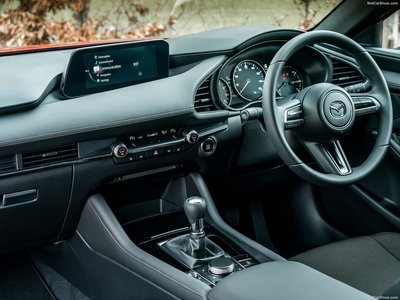 Mazda 3 [UK] 2019 Mouse Pad 1390388
