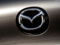 Mazda 3 [UK] 2019 Mouse Pad 1390450