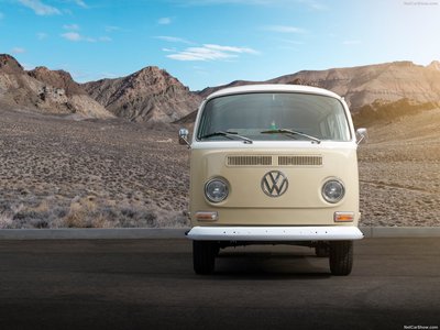 Volkswagen Type 2 Bus Electrified Concept 2019 Poster 1390914