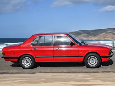 BMW 5-Series 1983 puzzle 1391753