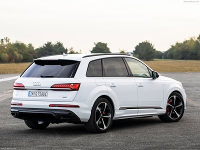 Audi Q7 TFSI e quattro 2020 magic mug #1393699