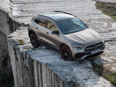 Mercedes-Benz GLA 2021 puzzle 1394665