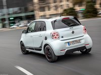 Smart EQ forfour 2020 Mouse Pad 1395617