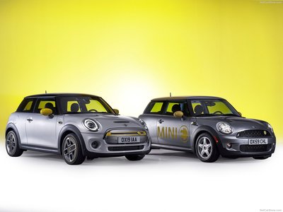 Mini Cooper SE 2020 mug #1396380