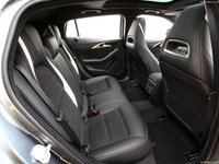 Infiniti Q30 2016 Mouse Pad 1397813