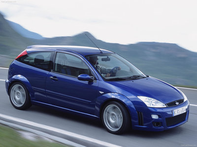 Ford Focus RS 2002 Poster with Hanger