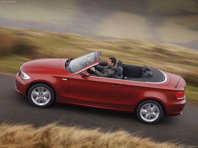 BMW 1-Series Convertible [UK] 2009 canvas poster