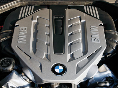 BMW 7-Series [UK] 2009 tote bag