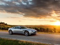 Aston Martin DB11 Lightning Sliver 2017 Mouse Pad 1401287