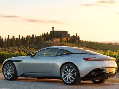 Aston Martin DB11 Lightning Sliver 2017 puzzle 1401321