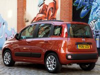 Fiat Panda [UK] 2013 Mouse Pad 1401750