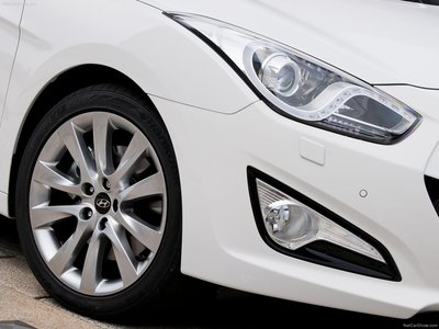 Hyundai i40 Tourer [UK] 2012 stickers 1401952