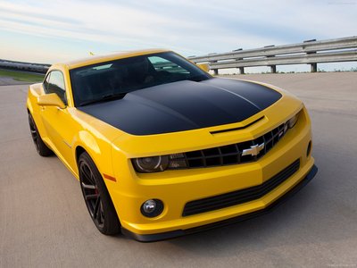 Chevrolet Camaro 1LE 2013 Poster with Hanger