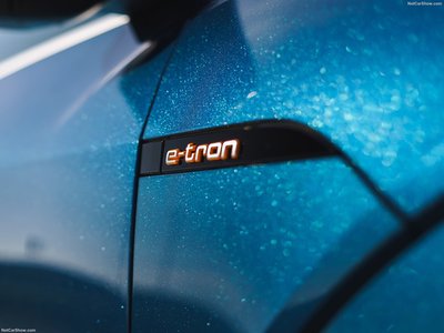 Audi e-tron [UK] 2020 wooden framed poster