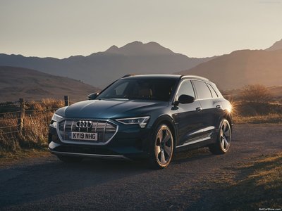 Audi e-tron [UK] 2020 mug #1403468