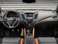 Hyundai Veloster 2016 Mouse Pad 1403799