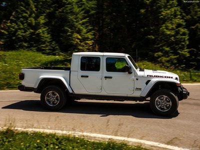 Jeep Gladiator [EU] 2020 Poster 1405012