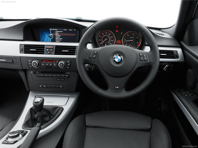 BMW 3-Series Touring [UK] 2009 mouse pad