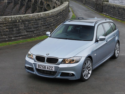 BMW 3-Series Touring [UK] 2009 Poster 1405054