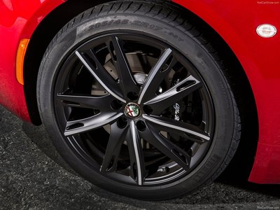 Alfa Romeo 4C Coupe [US] 2015 stickers 1405185
