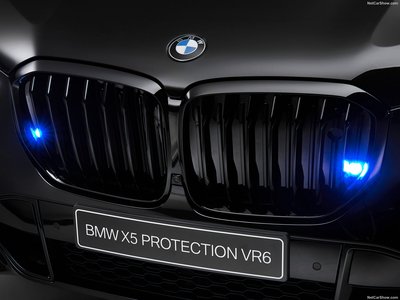 BMW X5 Protection VR6 2020 Mouse Pad 1405366