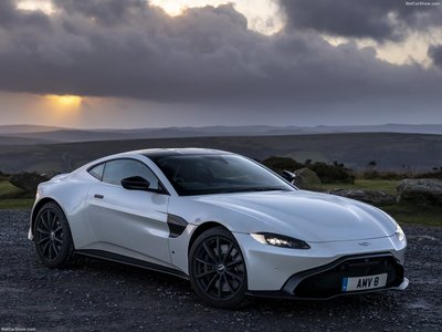 Aston Martin Vantage Morning Frost White 2019 Poster 1405881