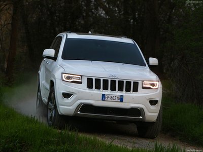 Jeep Grand Cherokee [EU] 2014 Poster with Hanger