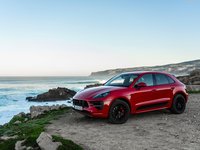 Porsche Macan GTS 2020 Longsleeve T-shirt #1406826
