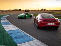 Porsche 718 Cayman GTS 4.0 2020 Longsleeve T-shirt #1407757